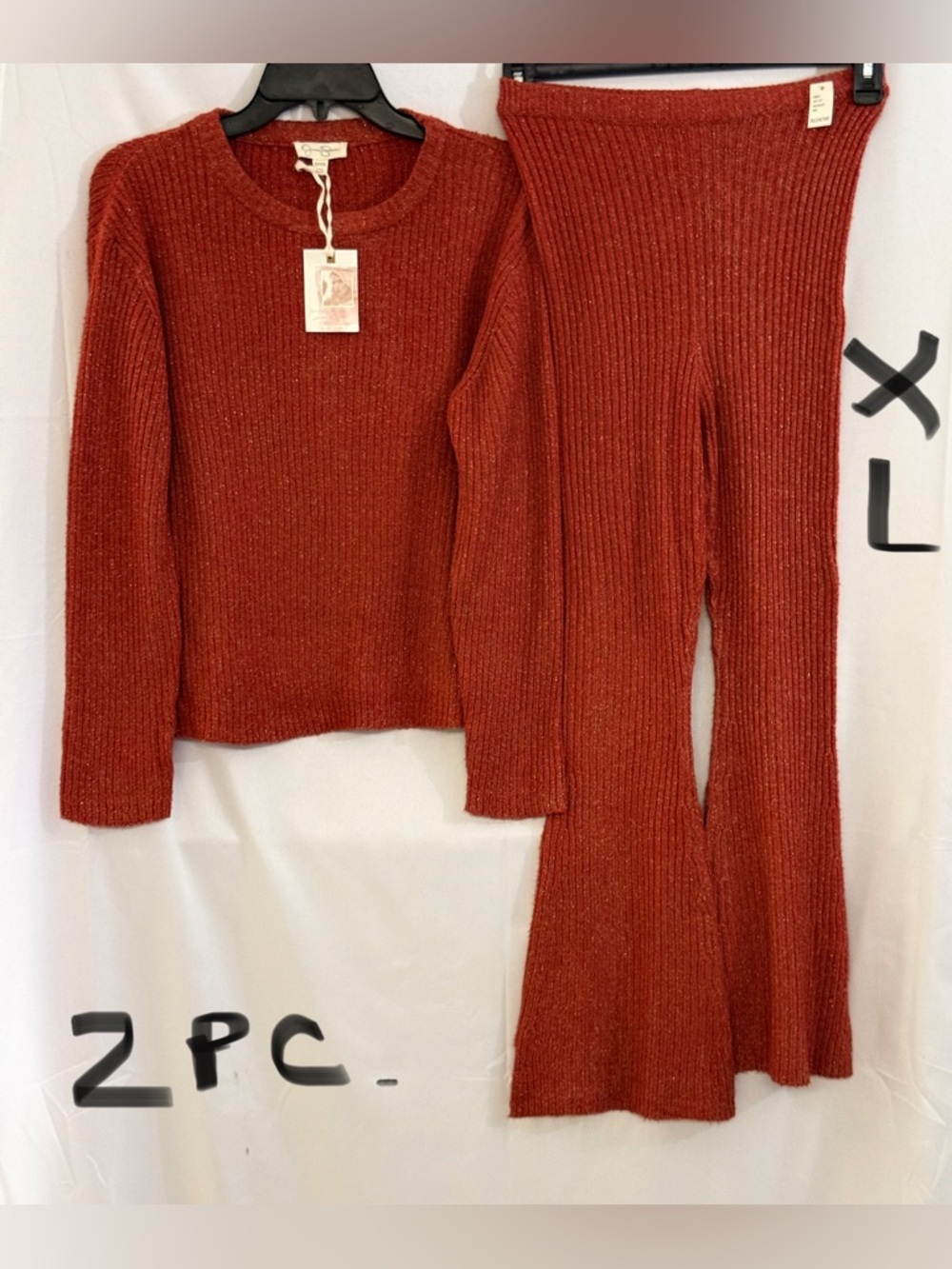 Jessica Simpson Burnt Orange Ribbed Knit Two-Piece Set with Flared Pants